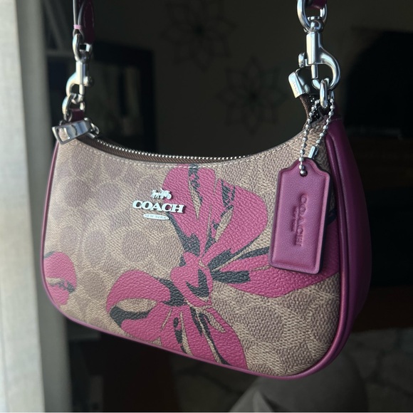 Coach Brown Signature Shoulder Bag with Pink Floral Accents - Picture 3 of 11
